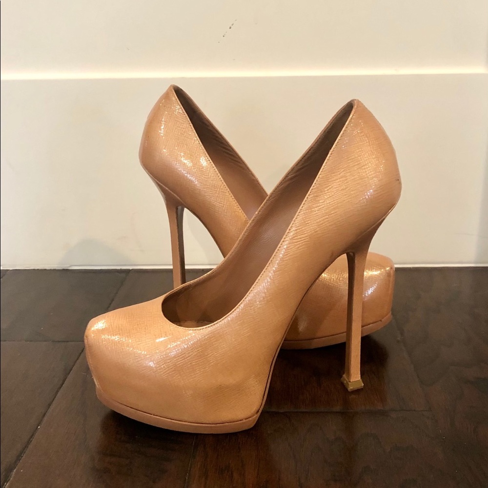 Yves Saint Laurent Tribtoo 105 Platform Pumps